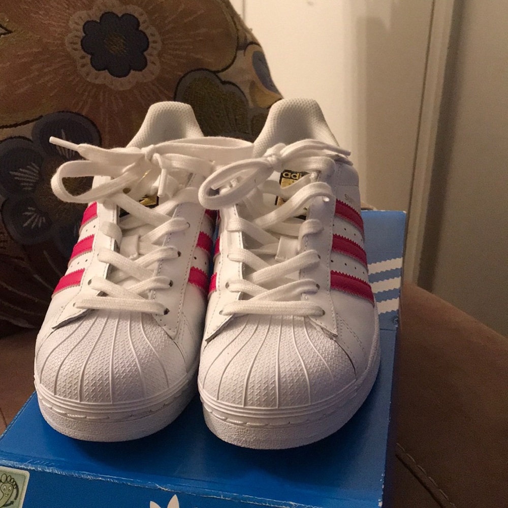 Adidas Shelltoes - Picture 2 of 3
